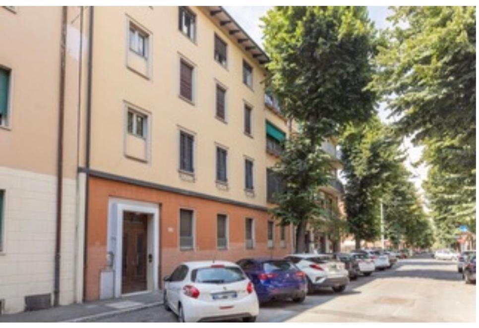 Apartamento Whitehouse Bolonia Exterior foto